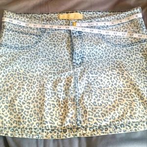 Slash Leopard print Denim Mini sz